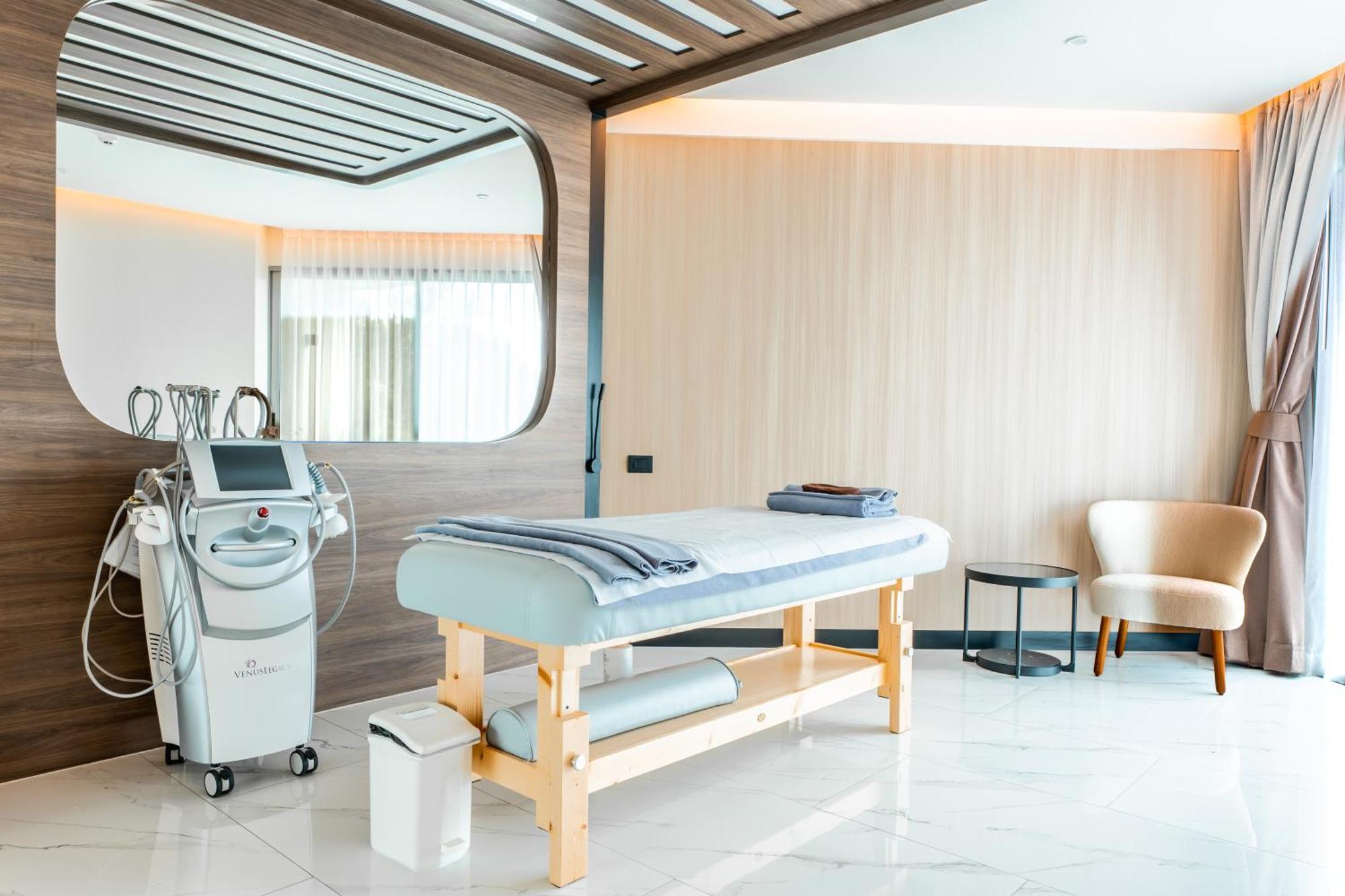Sole Mio Boutique Hotel And Wellness - Adults Only หาดบางเทา ภายนอก รูปภาพ